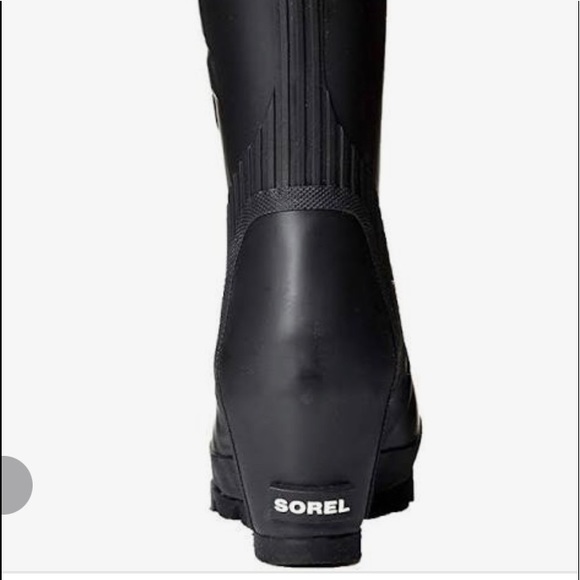 Sorel Rainboots size 6 - Picture 2 of 7